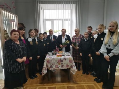 Час общения ко Дню пожилых людей 